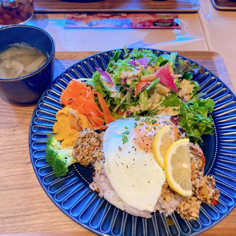 ガパオライス(カフェ　プラント)