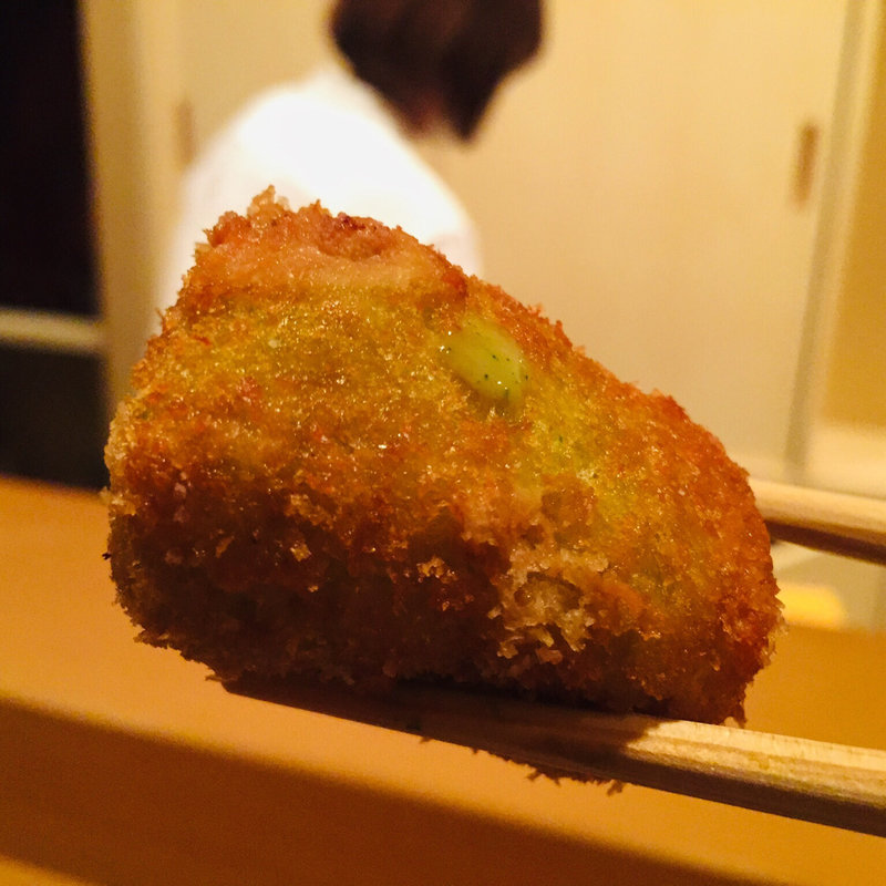 毛蟹と碓氷豆のひとくちコロッケ(料理 澤)