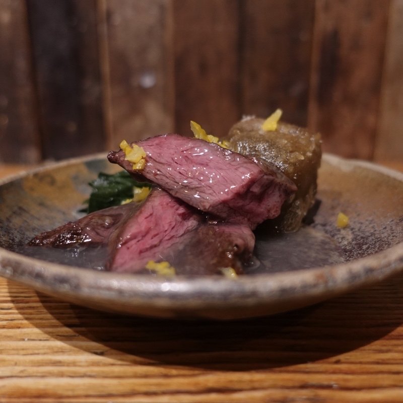 牛はらみと牛蒡豆腐(立呑み とだか)