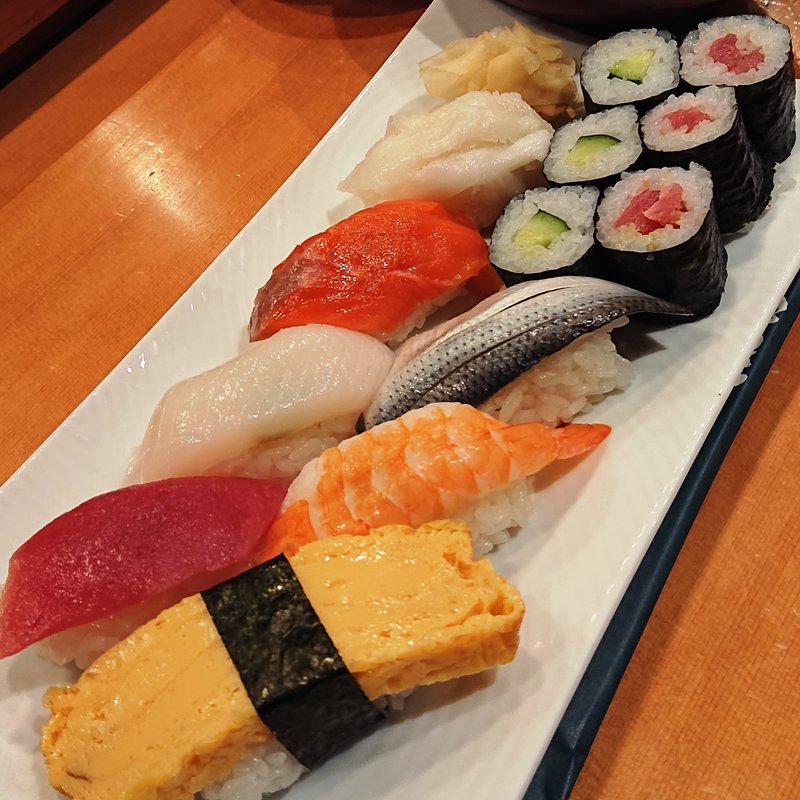 板長握りランチ(すし屋の源さん)