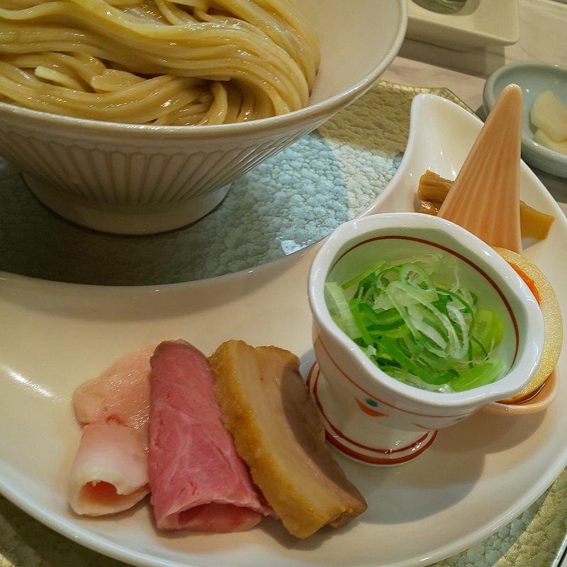 濃厚つけ麺 豚チャーシュー丼セット(彩はにほへと
)