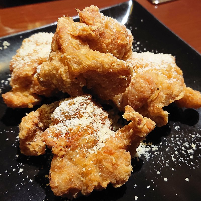 Wチーズパウダー唐揚げ(とり鉄　川崎仲見世通り店　)