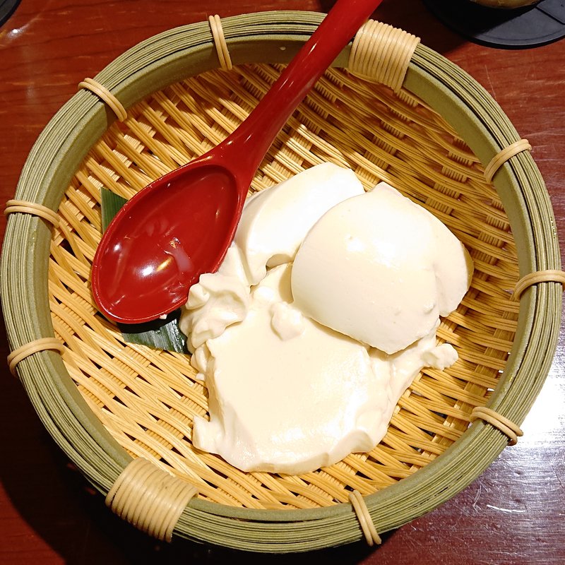 お通し（味付け豆腐）(とり鉄　川崎仲見世通り店　)