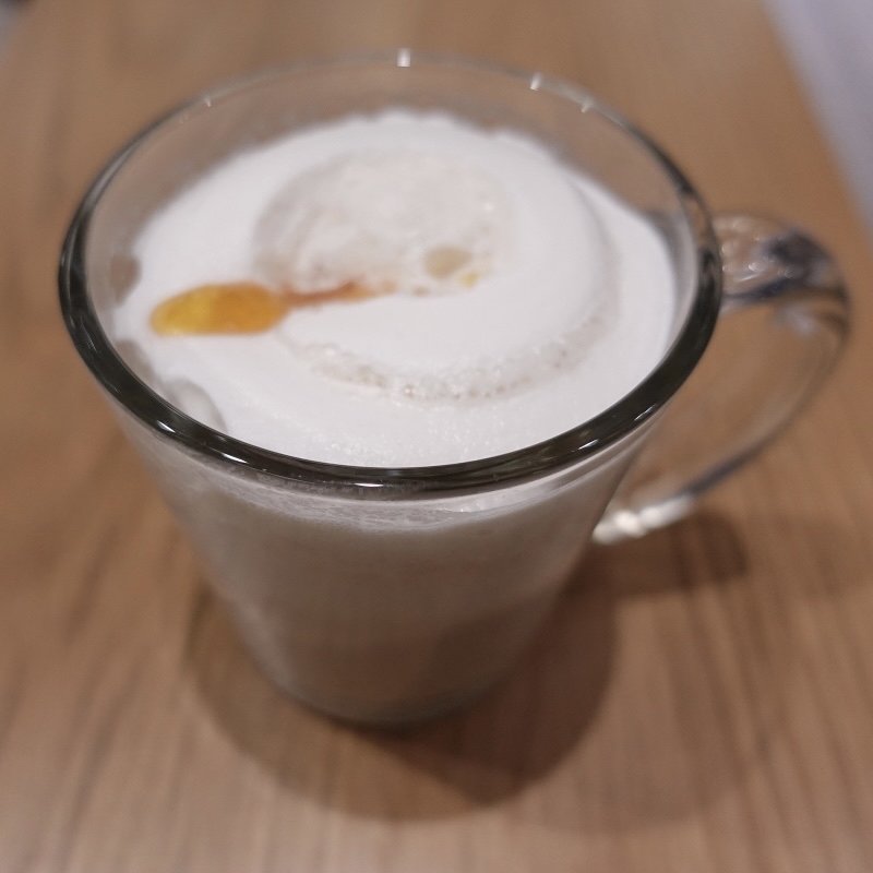 ジョイフルメドレーアプリコット&ムースティーラテ(スターバックスコーヒー 六本木ヒルズ メトロハット／ハリウッドプラザ店)