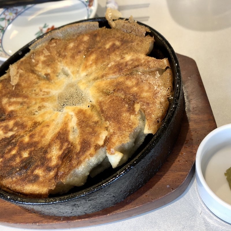 鉄鍋餃子(6個)(屋台屋 博多劇場 本川越店)