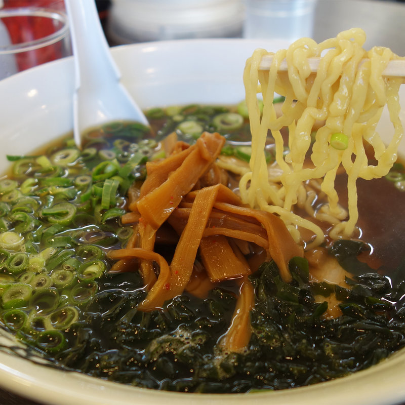 しょう油らーめん(博多長浜ラーメン 風び(風靡) 原本店)