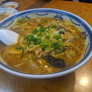ガーリックカレー豚汁麺(石狩亭)