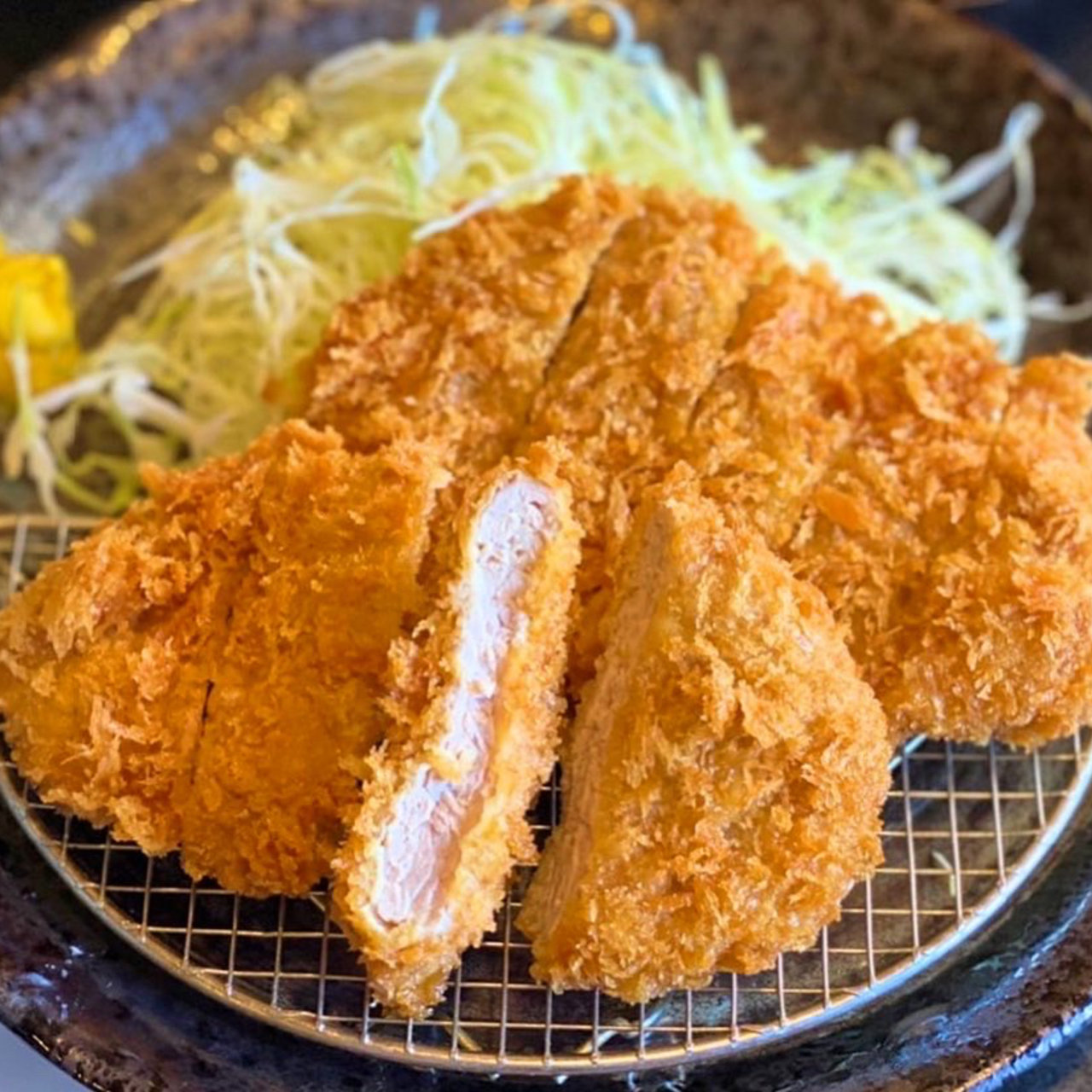 ひれかつ定食（上質部位）(とんかつ&洋食 Kitchen ことれっと)の