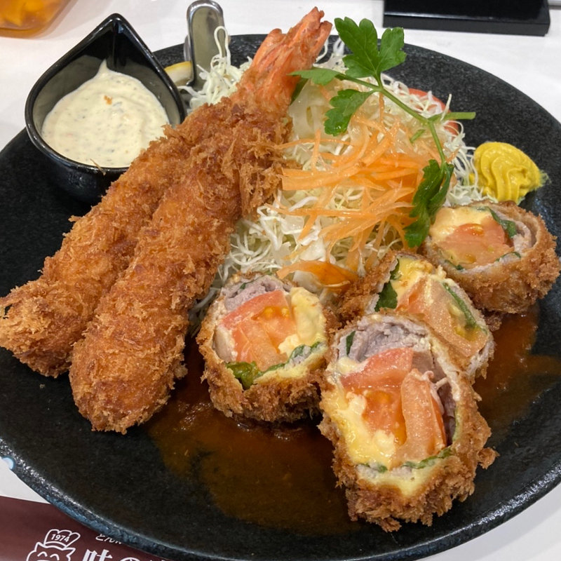 スペシャル盛り合わせ(味の店 一番 （あじのみせ　いちばん）)