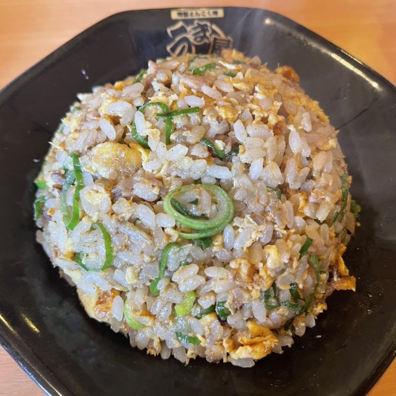 ミニラーメン・ミニチャーハンセット(豚旨うま屋ラーメン中川店)