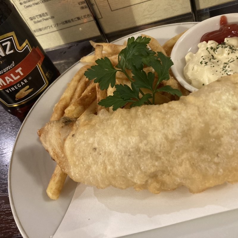 北海道産真鱈のフィッシュ&チップス(ビヤホール&カフェ ヨッシーズ茅場町)