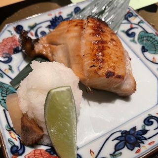 地魚炭火焼(伊豆の旬 やんも 丸の内店 （いずのしゅん やんも）)