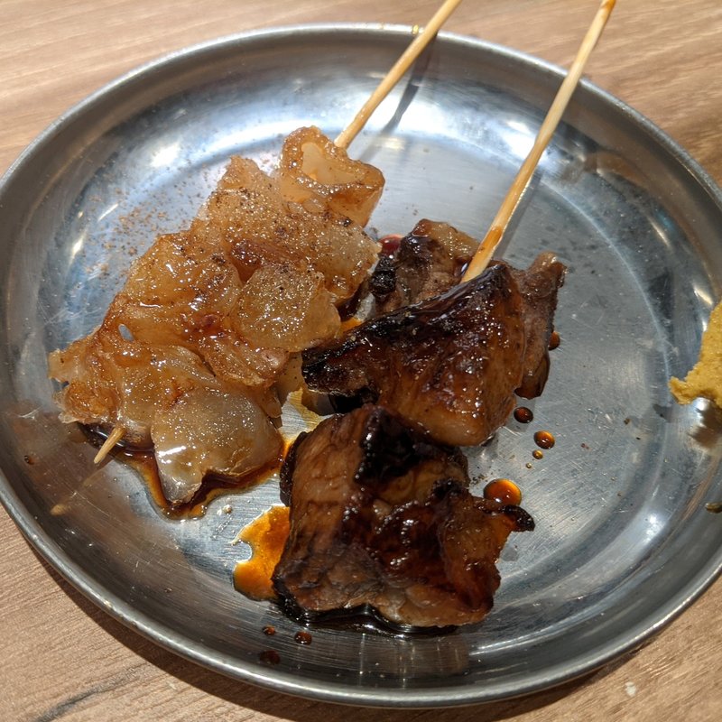 スジ、アキレス(十勝ハーブ牛 ホルモン鉄板焼 もん )