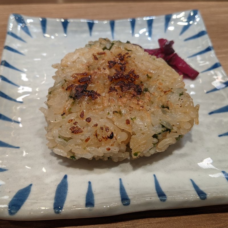 焼きおにぎり(十勝ハーブ牛 ホルモン鉄板焼 もん )