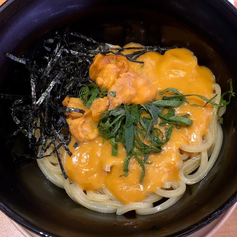 (スシロー　新宿三丁目店)