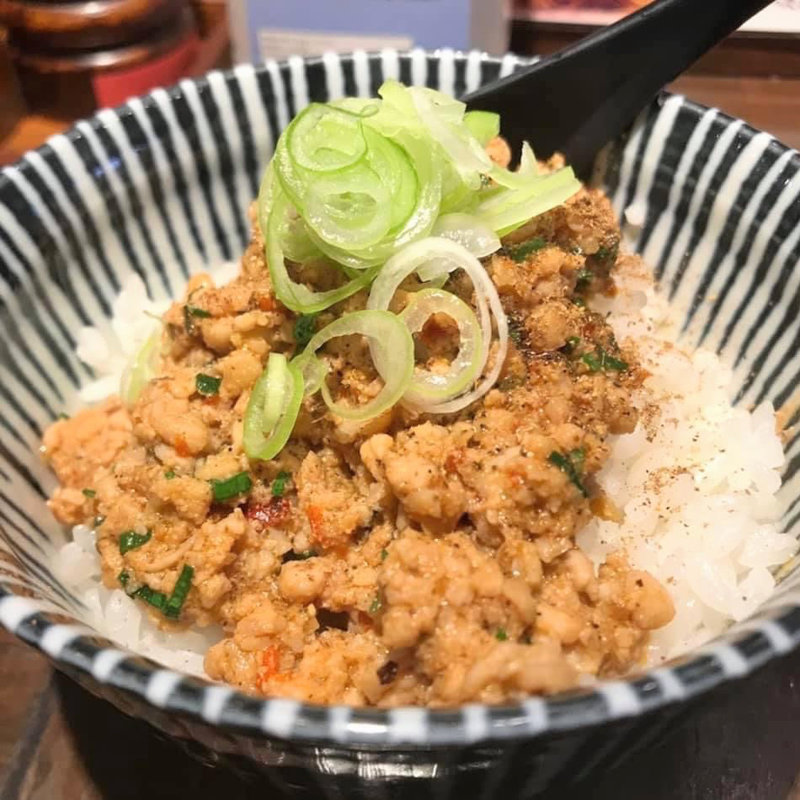 ピリ辛鶏そぼろご飯(鶏喰 （～TRICK～）)