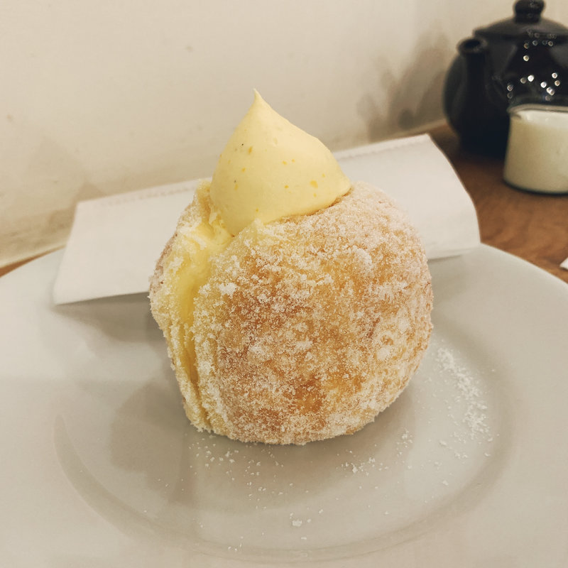 カスタードドーナツ(kew)