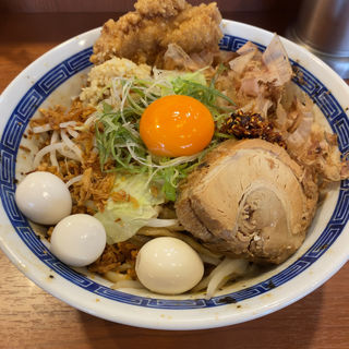 まぜそば(びんびん豚)
