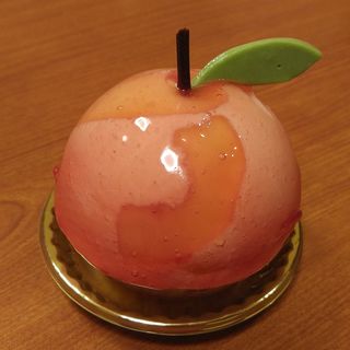 紅いりんごとナッツタルト(ユーハイム 三越仙台店 )