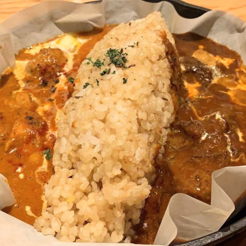 ハーフ&ハーフカレー（匠えん＆ビーフ）(鉄板カレー 匠えん)