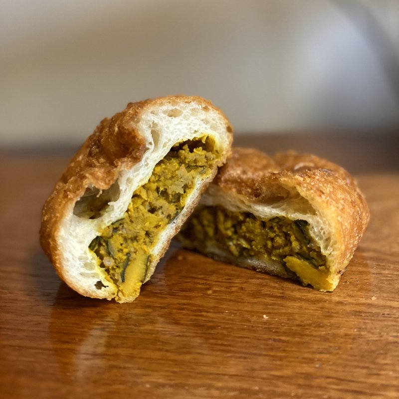 カレーパン(クラウドベーカリー)