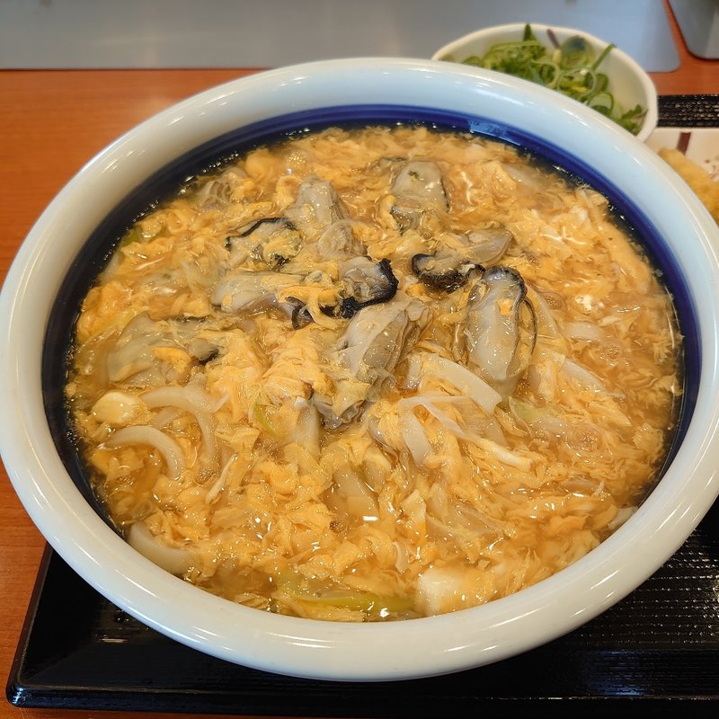 牡蠣たまうどん＋得盛(丸亀製麺 つくば店 )