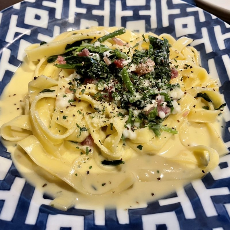 ほうれん草とモッツァレラチーズのクリームパスタ(鎌倉パスタ 市ヶ谷店)