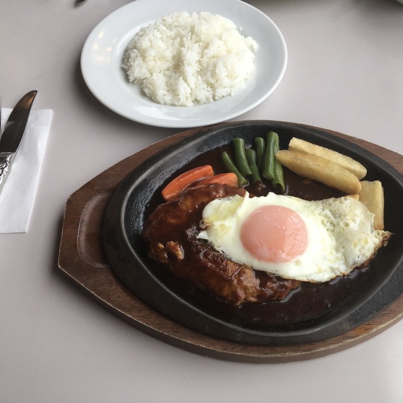 ハンバーグ(マルカンビル大食堂)