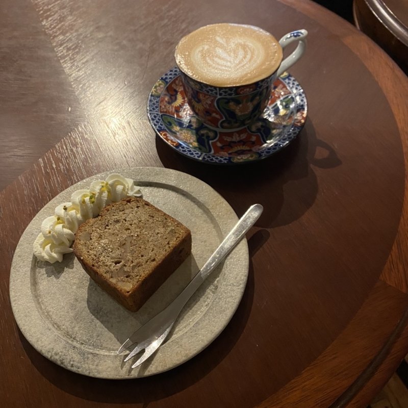 バナナケーキ(from afar)