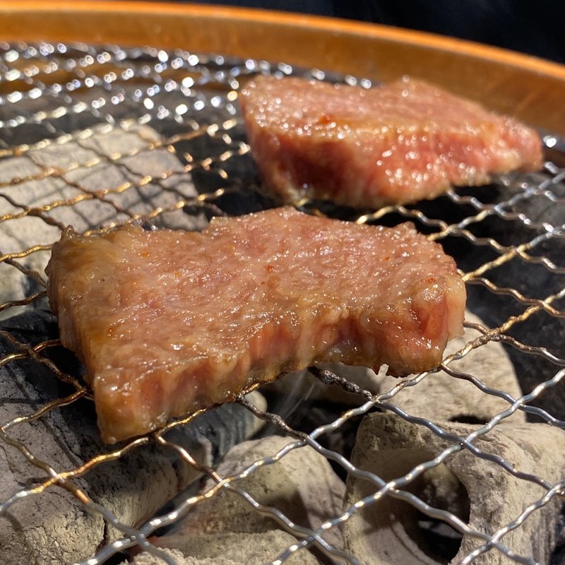 上カルビ(炭火焼肉 TOMO’ｓホルモン)