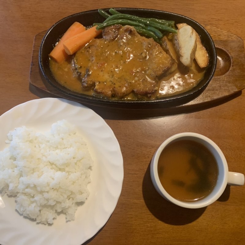 ポークソテー・ライス(駅馬車)