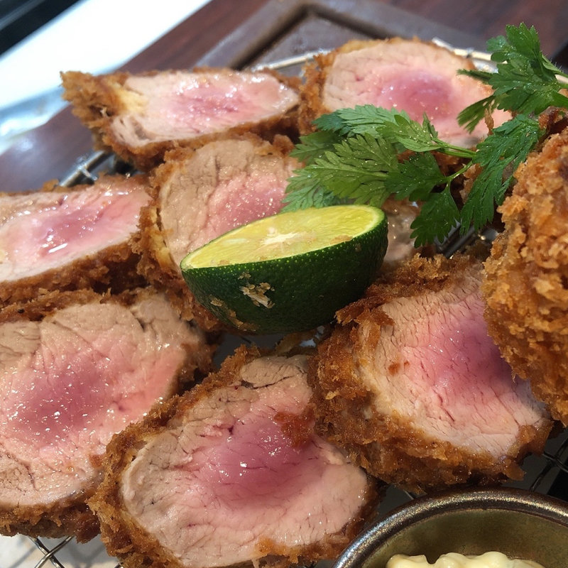 上ヒレとんかつ定食(とんかつrevolution)