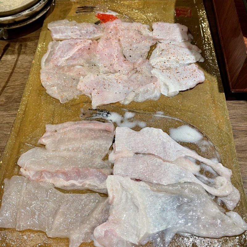 やきふぐ(大阪とらふぐの会 赤坂店)