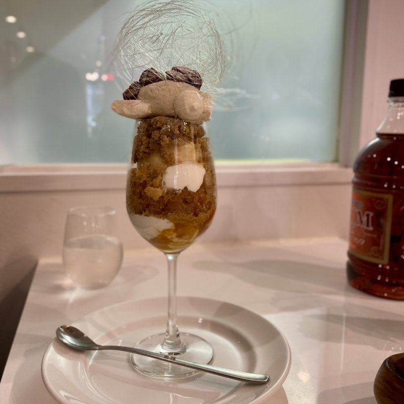 和栗のパフェ(アトリエコータ 飯田橋店 （ATELIER KOHTA）)