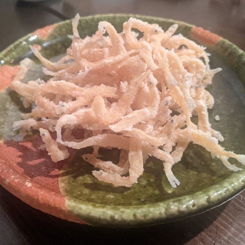 白魚のからあげ(日本酒◎酒場 コメカラ)