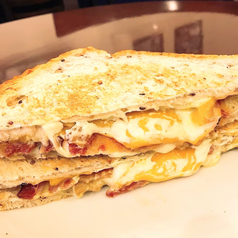 4種のチーズメルト(キノーズマンハッタンニューヨーク)