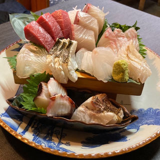 お刺身盛り合わせ(3人前)(とも家)