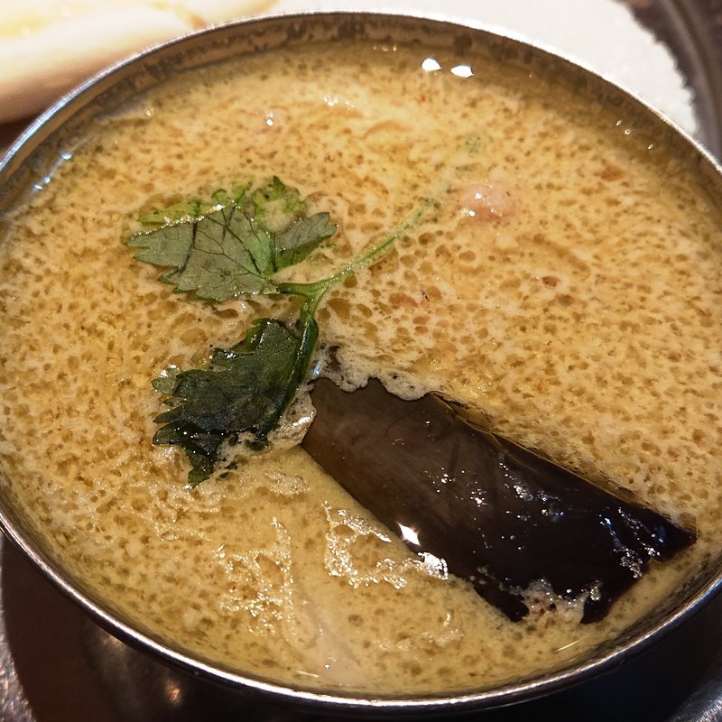 グリーンカレー(サモサ)