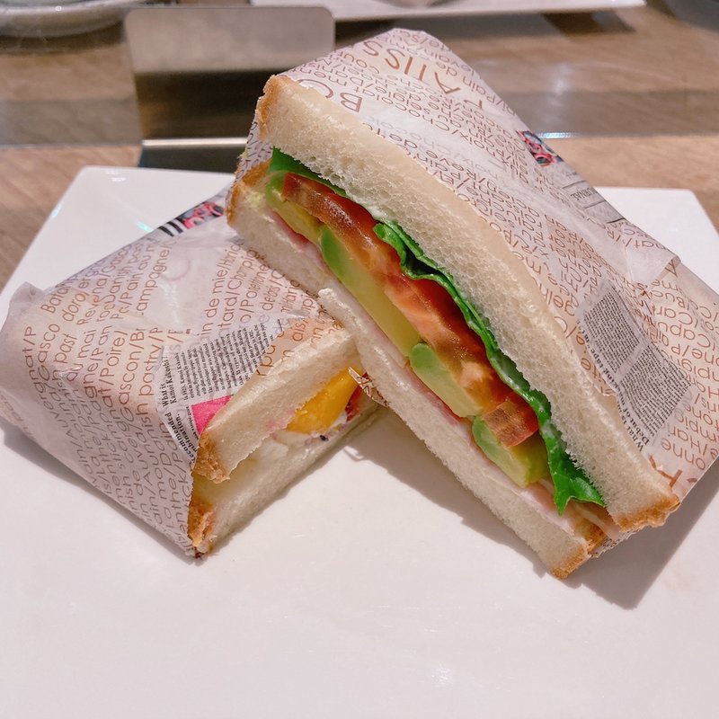 ハーフ&ハーフサンド(カフェコムサ 池袋東武店)