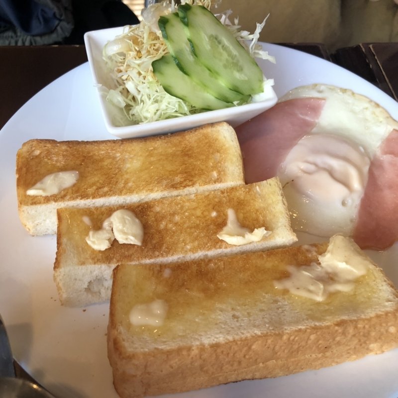 モーニング（ハムエッグ）(エーデル)