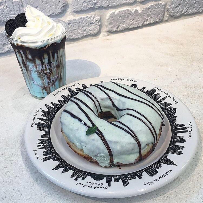 チョコミント(ダンボ ドーナツ アンド コーヒー)