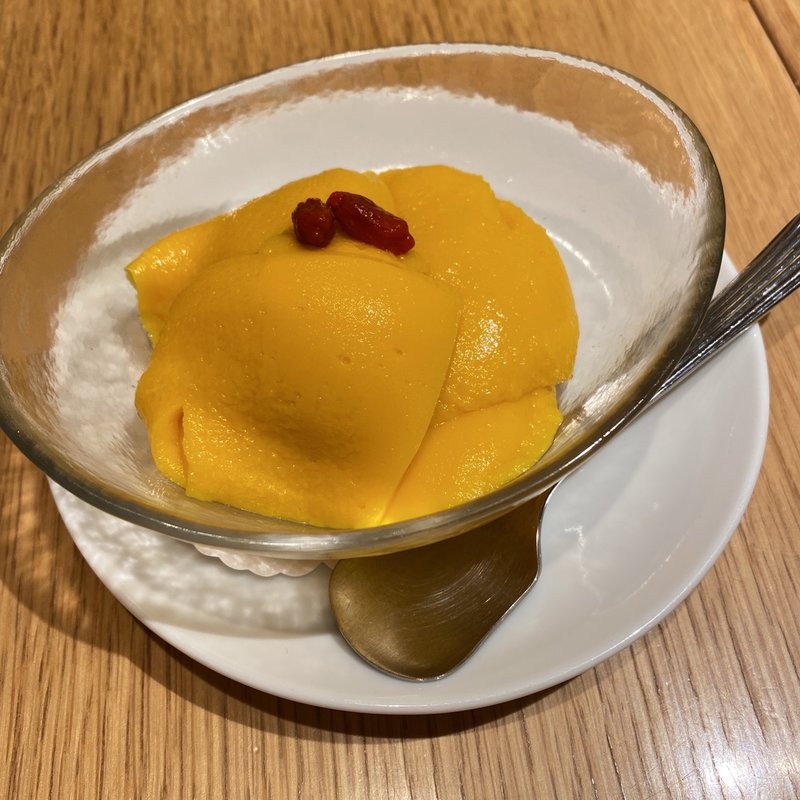 マンゴープリン(南国酒家 京王新宿店)