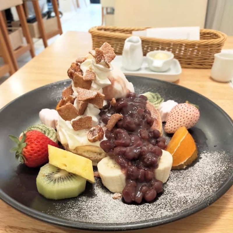 さくらプレートホットケーキセット(ホットケーキパーラー フルフル 赤坂店 （Fru-Full）)