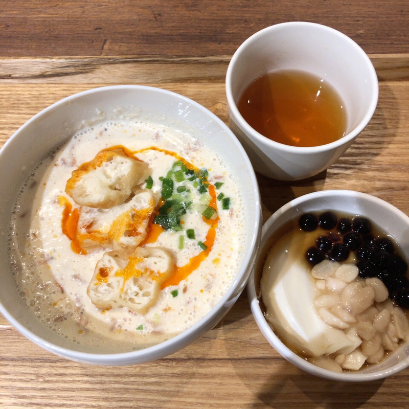 鹹豆漿セット(台湾甜商店横浜みなとみらい店)