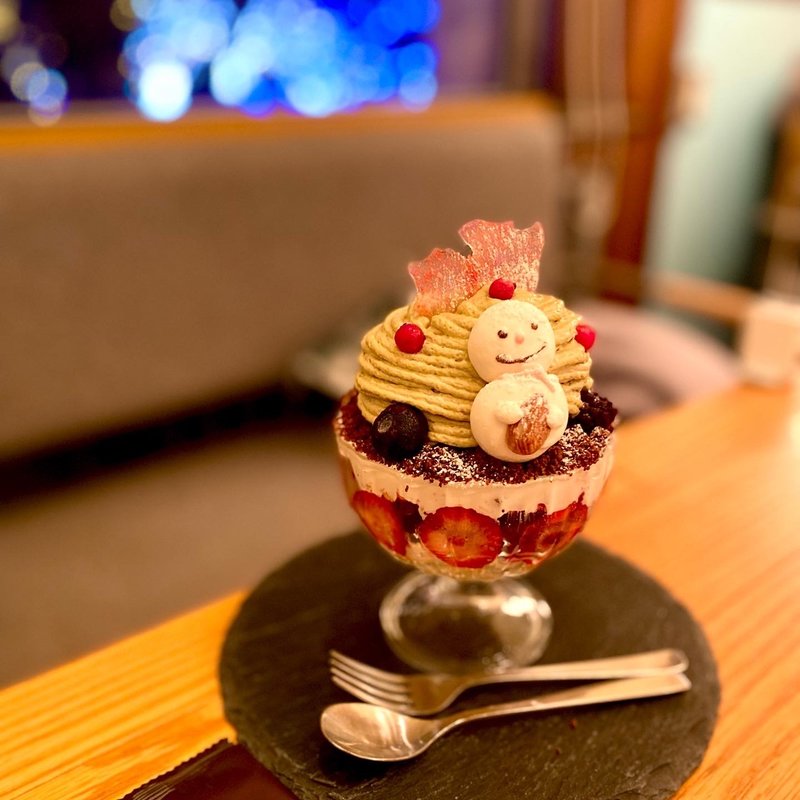 ユール・ニッセパフェ(スモーブローキッチン 中之島)