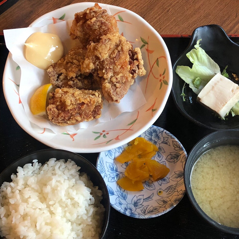 鶏のザンギ定食(北国酒場 んだんだ 新宿三丁目店)