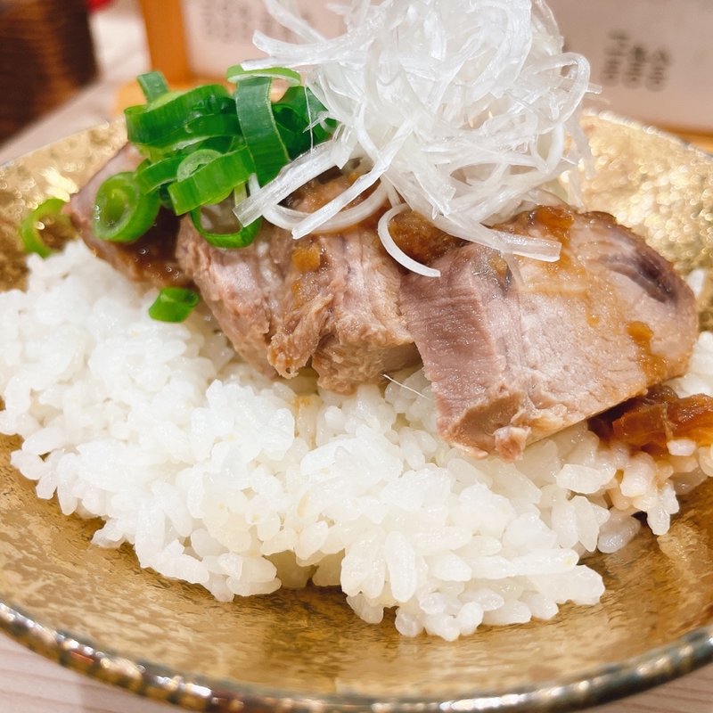 鮪ステーキ丼(ラーメン専科 竹末食堂)