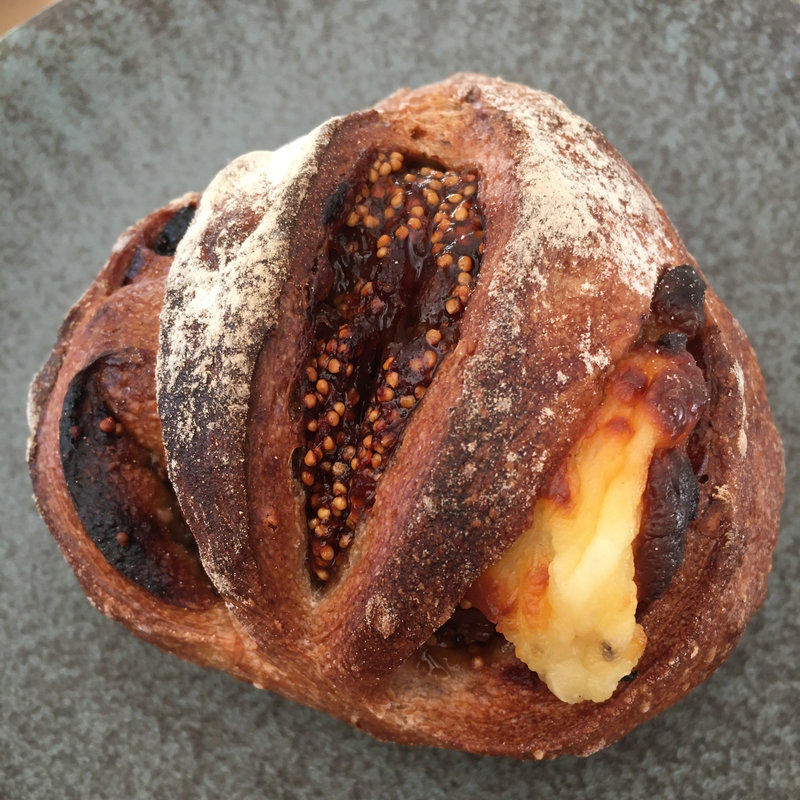 いちじくとクリームチーズ(ル・シュプレーム 栄生本店)