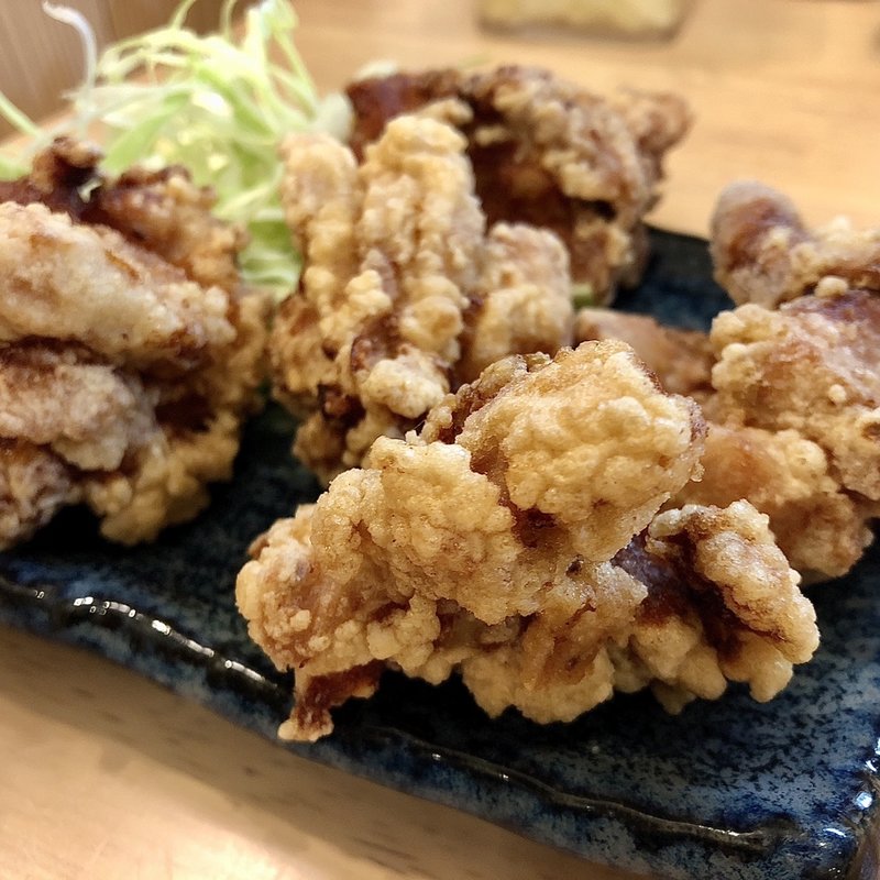 鶏もも唐揚げ(月見ワンタンメン専門店 三日月 大森北口店)