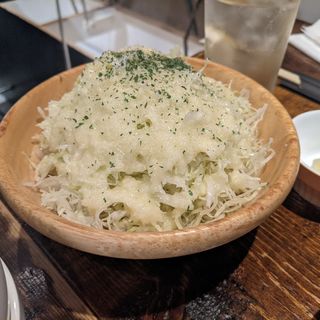 キャベツサラダ(焼肉×バル マルウシミート 新橋店)